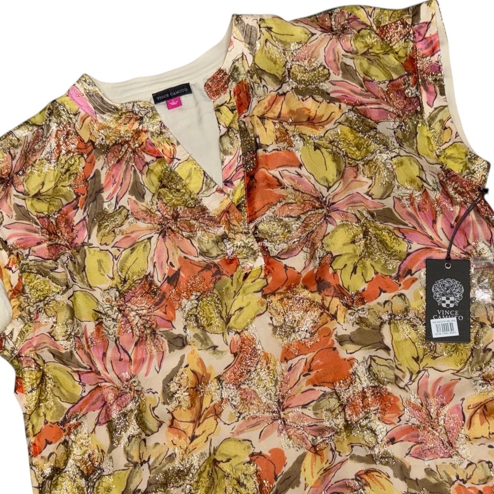 Vince Camuto NWT Coastal Cool Floral V-neck Top Gold Metallic Romantic Autumn L